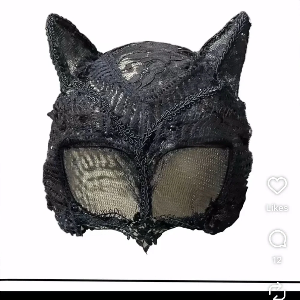Black Catwoman Lace Mask from Ariana Grande Music Video